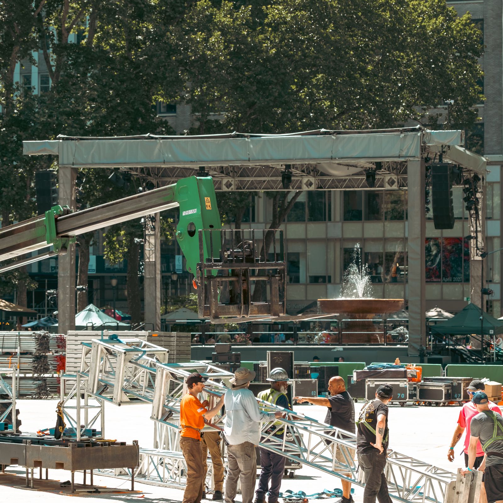 Truss staging rig at an NYC event